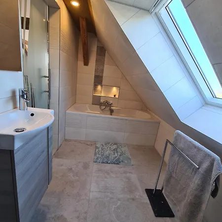 בית נופש Ostseenahes Mit 3 Schlafzimmern Und Grossem Naturgarten Auf 6000 Qm Jakobsdorf