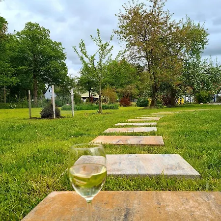 בית נופש Ostseenahes Mit 3 Schlafzimmern Und Grossem Naturgarten Auf 6000 Qm Jakobsdorf