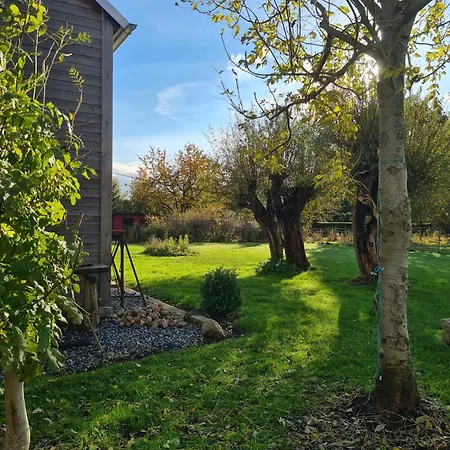 Ostseenahes Mit 3 Schlafzimmern Und Grossem Naturgarten Auf 6000 Qm *